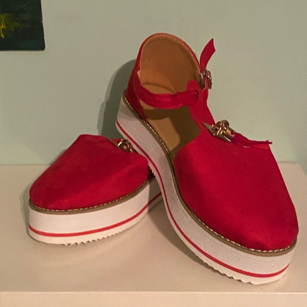 Sandals - Picture 7 of 15